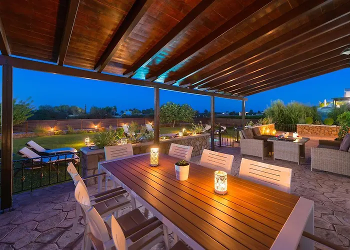 Marysol Luxury Vilă Gennadi