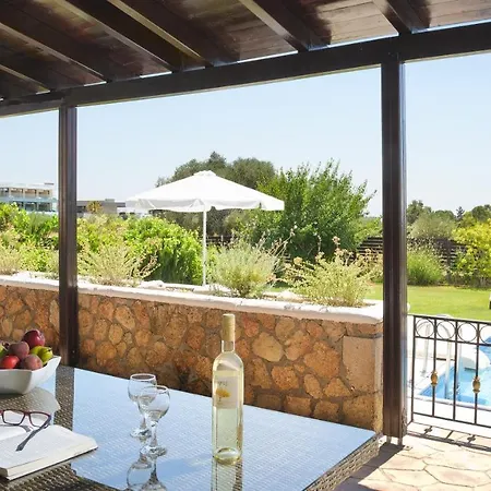 Marysol Luxury Villa *