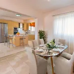 Marysol Luxury